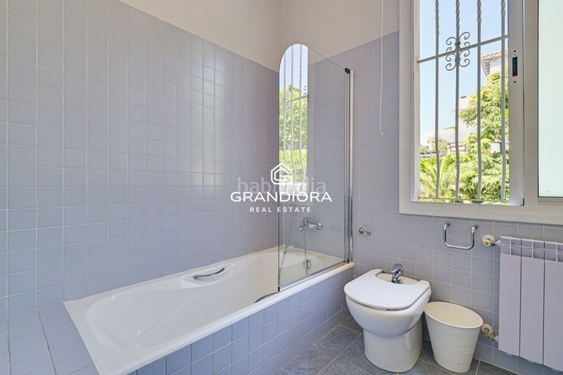 Foto 0c73fb9a-2aa9-4177-8471-98a941c7a13a. Xalet amb aparcament piscina a Califòrnia-Santa Madrona Masnou (El)