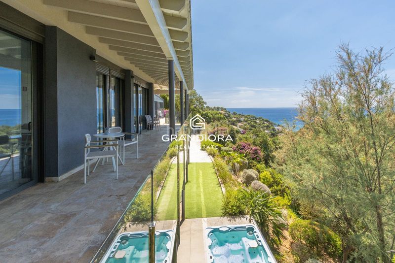 Foto cc142f8e-e746-4577-a299-4a21c183b262. Xalet amb aparcament piscina a Santa Maria de Llorell Tossa de Mar