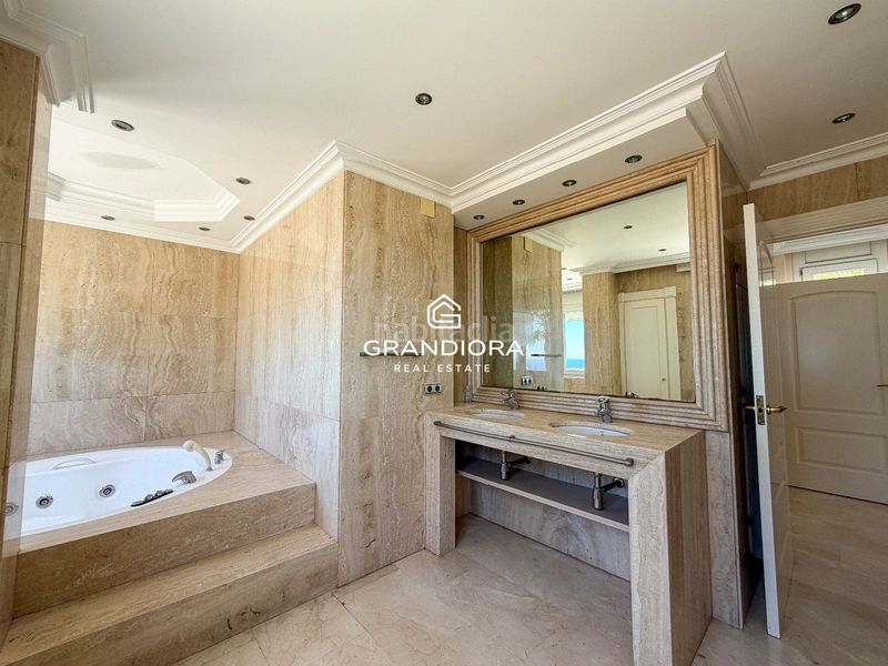 Foto e6c9d36f-3359-40eb-8395-9c00c5e78955. Lloguer xalet amb aparcament piscina a Cabrils