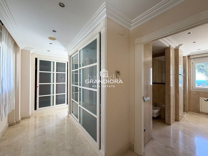 Foto 70ed9ff5-fc83-4336-80eb-857766898950. Location chalet avec parking piscine dans Cabrils