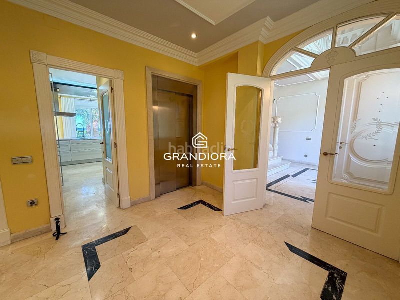 Foto ed605fc5-b627-4afd-99dd-99f5a427056a. Location chalet avec parking piscine dans Cabrils