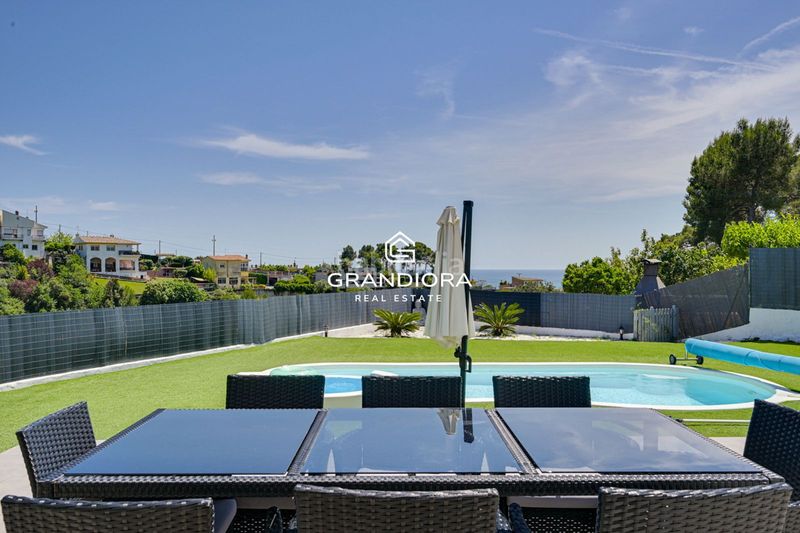 Foto 788a998e-ae1a-4ef9-9221-901ad1b0d390. Chalet avec parking piscine dans Santa Susanna