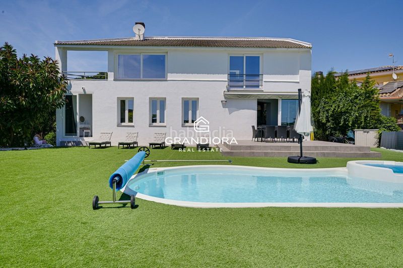 Foto 7eb192e4-cb22-46ce-a8ff-d70c3573fa37. Chalet avec parking piscine dans Santa Susanna