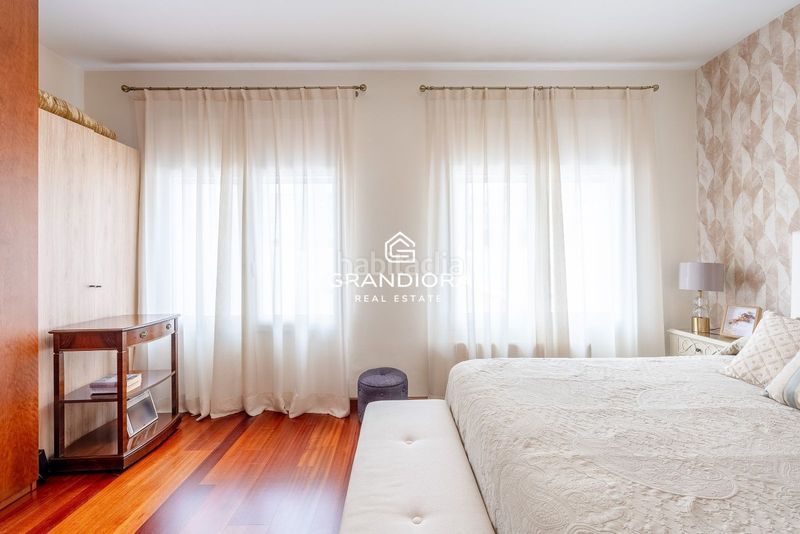 Foto cd9d4c0f-e035-4be2-9668-51a65fc3542b. Casa adossada amb aparcament a Centre Masnou (El)