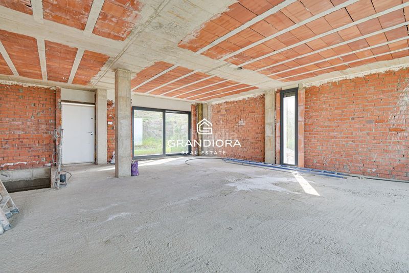 Foto 538b0243-f8e8-4a98-9e6e-47d1b699597c. Xalet amb aparcament piscina a Santa Susanna