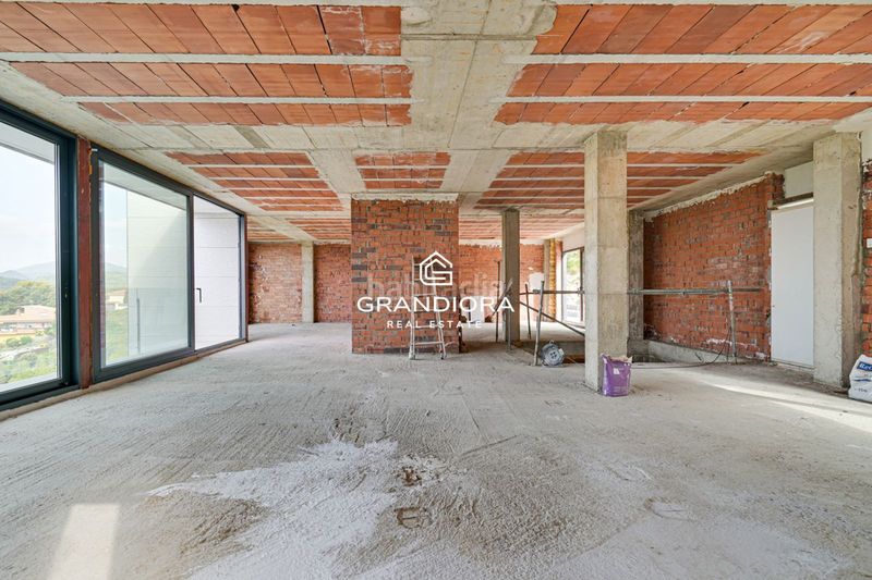 Foto 7a408880-73ce-4035-93aa-a7005c9e1e45. Xalet amb aparcament piscina a Santa Susanna