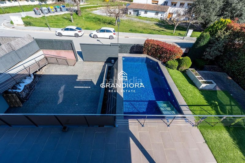 Foto 1597a48e-a921-4beb-a674-6bd6ae683d7d. Xalet amb calefacció aparcament piscina a Vallromanes