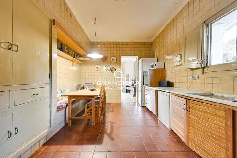 Foto 0140cc1e-dbbe-4614-8483-e4960661a73c. Casa amb calefacció aparcament piscina a Alella