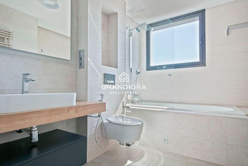 Foto fb166431-e344-4526-aa62-c8525ba8b824. Xalet amb aparcament piscina a Montgat