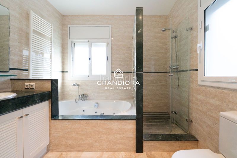 Foto ede49eb3-cd1a-4c21-a856-18fa3a0bc153. Xalet amb calefacció aparcament piscina a Premià de Dalt