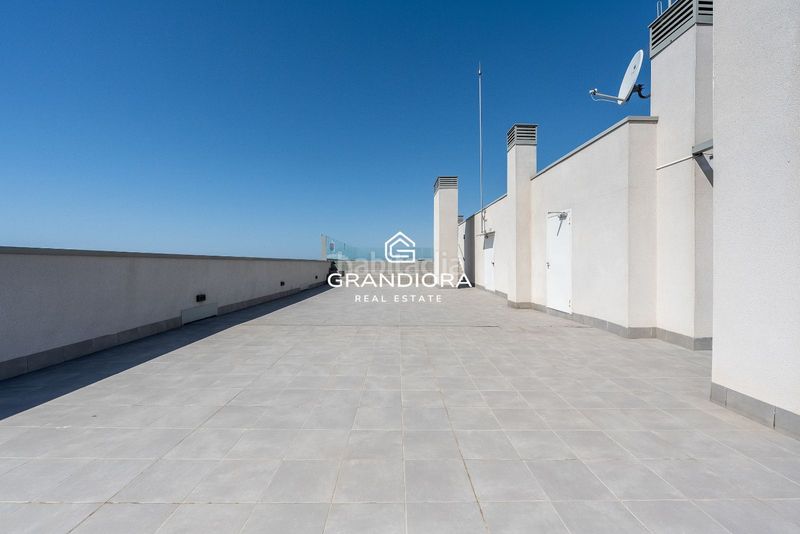 Foto e539dac2-5ddb-4978-9470-399954b7c92f. Àtic amb aparcament piscina a El Rengle Mataró