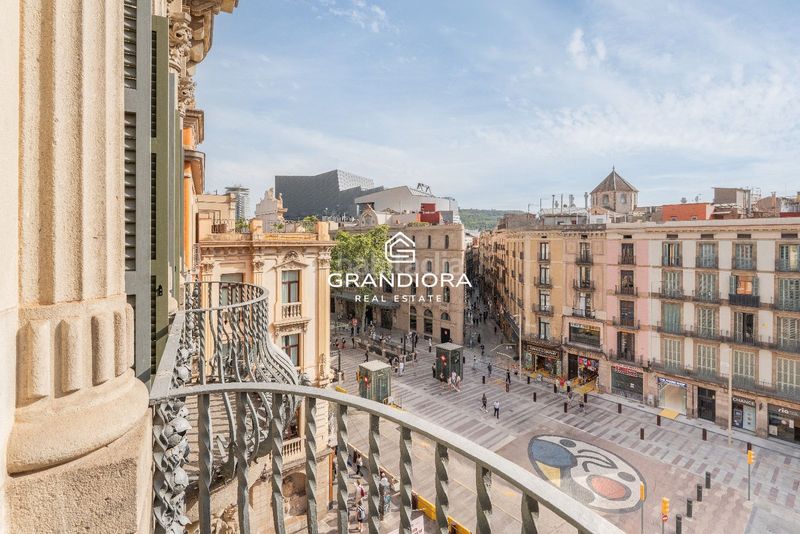 Foto 394e8bfa-771d-4db8-a5af-751376553f75. Lloguer pis a Raval Barcelona