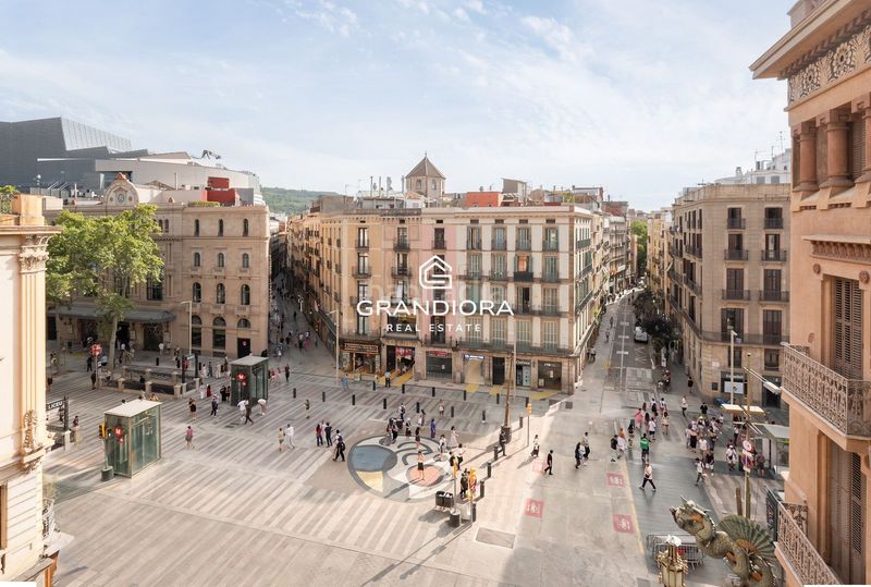 Foto 54f7da0c-bb6f-407c-bbeb-1d9775e3e375. Lloguer pis a Raval Barcelona