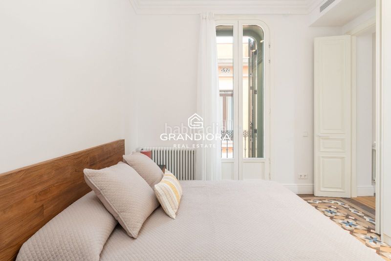 Foto c8e8b621-0eb2-458c-8106-68c5d8bacc4f. Lloguer pis a Raval Barcelona