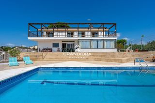 Rent Chalet  Cami vell. Exclusiva villa con piscina y vistas panorámicas al mar