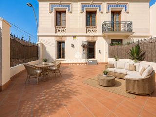 Appartamento  Riera del bisbe pol. Exclusiva planta baja con espectacular terraza de 70 m en el cen