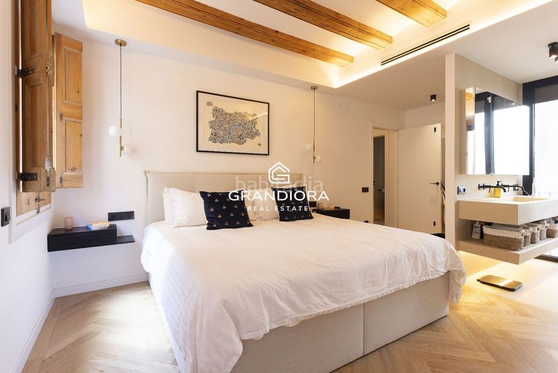 Foto d87e896d-c036-4f6b-b4a0-7aefcb74b0ef. Lloguer pis a Gòtic Barcelona