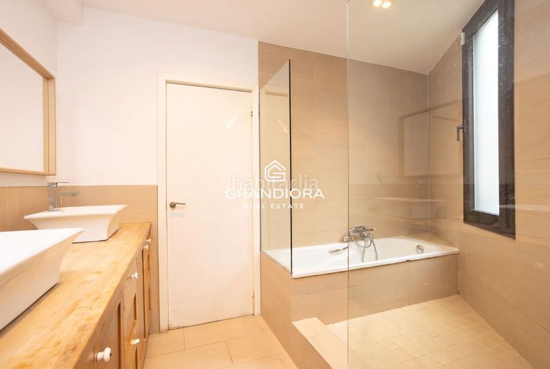 Foto 85c20856-e856-4c42-8a5b-08773061926a. Affitto chalet con piscina in Alella