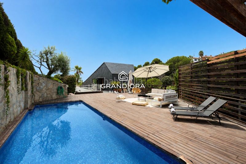 Foto 9ba722c5-3dde-4bc6-9096-a687f1e9926e. Affitto chalet con piscina in Alella