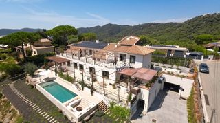 Location Chalet  Til·lers. Residencia familiar de alto nivel con piscina salina, hidromasaj