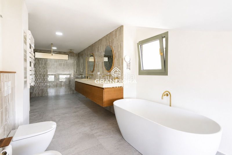 Foto 037dd863-d6f5-4174-a743-bdc3c5f95622. Location chalet avec chauffage parking piscine dans Cabrils