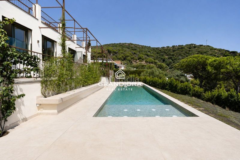 Foto 68a1ff6e-b679-4f13-8e9f-05b3db33a39f. Location chalet avec chauffage parking piscine dans Cabrils