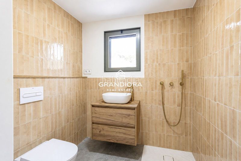 Foto 6a45258e-8897-4c2a-9517-b6835221209a. Location chalet avec chauffage parking piscine dans Cabrils