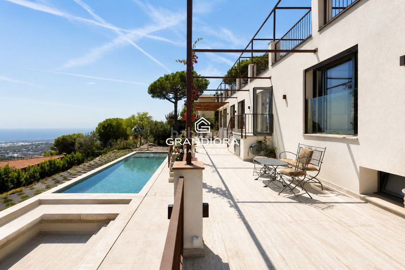Foto 6d756a89-7fc1-4d63-aa8b-d5d034b3e839. Location chalet avec chauffage parking piscine dans Cabrils