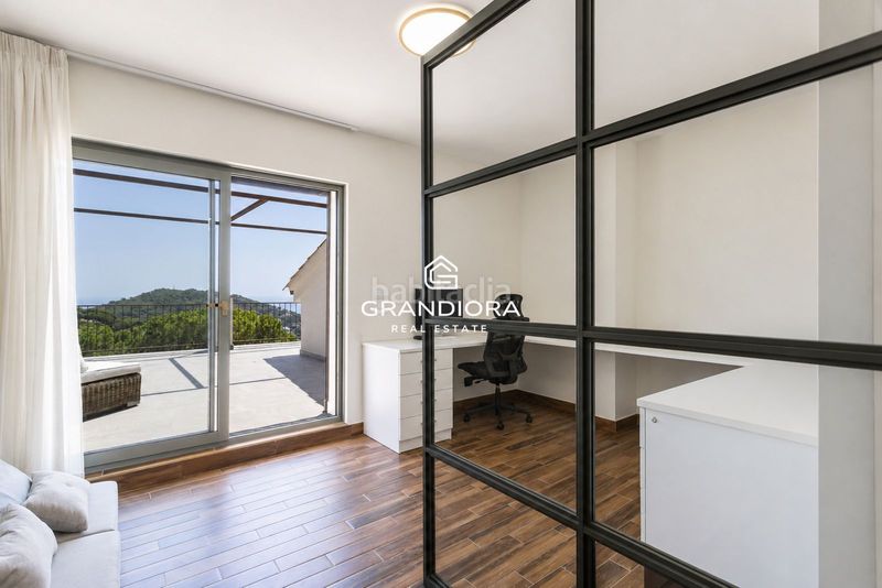 Foto cde24722-7a5c-4c55-8d32-7942c4b33981. Location chalet avec chauffage parking piscine dans Cabrils
