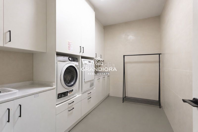 Foto e4a94721-12b1-4d7e-ab9d-ad657b58dfc4. Location chalet avec chauffage parking piscine dans Cabrils