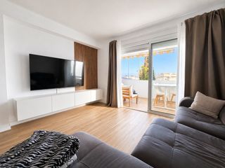 Pis a Calle el roble 1. Increible inmueble reformado con vistas al mar