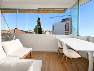 Pis  Calle el roble 1. Increible inmueble reformado con vistas al mar