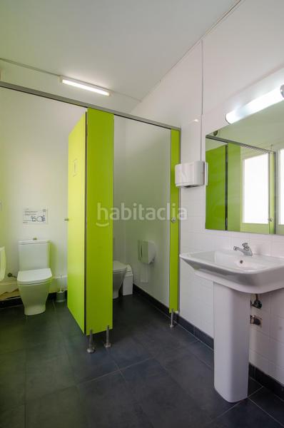 Foto 7392ad79-8985-40ef-a48a-5a9719fb6e8b. Alquiler local comercial en La Bordeta Barcelona