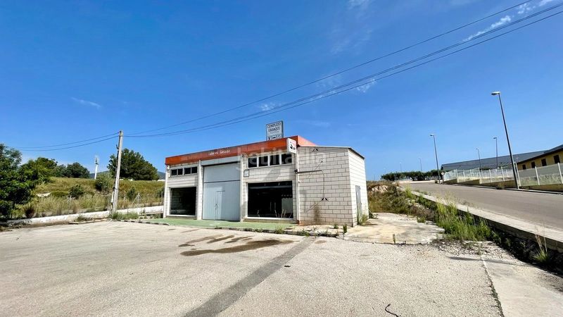 Foto 9fea5552-f5df-4467-b8a6-6721948fb508. Edifici a diseminados res 668 a Olleria (l´)