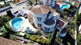 Casa a Mirabarques 16. Villa bravira
