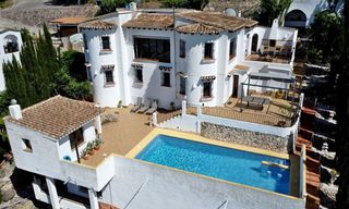 Casa en Monte pego. Villa ventura