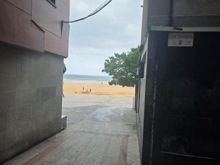 Gesch�ftsraum en Zarautz. Local acondicionado como barpub al lado de la playa de zarautz