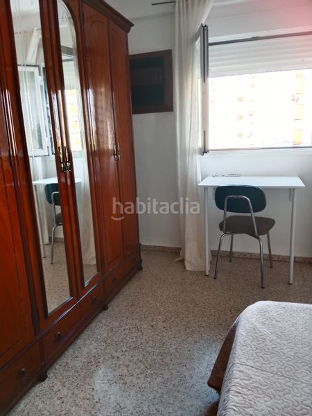 Foto c0104660-7b73-4174-8f84-7594f6d71ab7. Lloguer pis amb calefacció a Sta. Aurelia - Cantábrico - Atlàntico - La Romería Sevilla