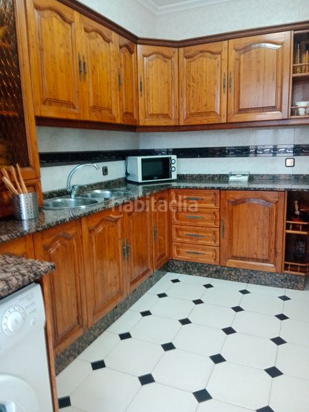 Foto d6b0cbef-5cce-45e1-8895-56044edf8c17. Rent flat in Coria del Río