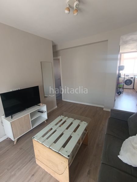 Foto ccf210e8-61e3-406d-a4ae-439469610a4b. Miete etagenwohnung in calle doctores gonzález meneses 1 in Sevilla