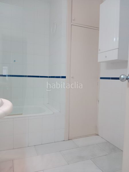 Foto 5695f874-8c17-4570-b0e5-940b242fb1b5. Lloguer pis amb calefacció a Triana Este Sevilla