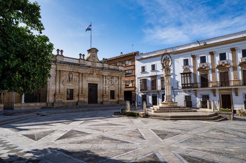 Foto f4aecbfb-211e-448e-b257-c228d29c55ca. Casa adossada a Centro Jerez de la Frontera