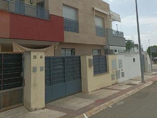 Casa adossada  Calle despeñaperros. Adosado en bollullos de la mitacion