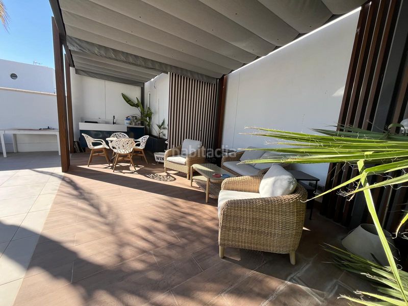 Foto b30275cb-4886-4732-99dd-cbe12c5b66a0. Casa amb aparcament piscina a Palomares del Río
