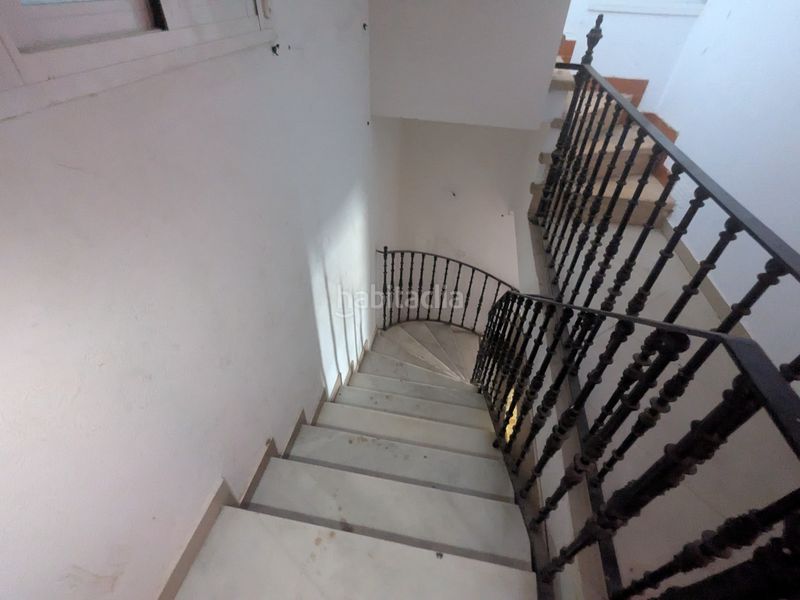 Foto 3e402bbb-1891-4ac5-b8a3-e2ce85eba4d1. Casa aparellada a Palmete Sevilla