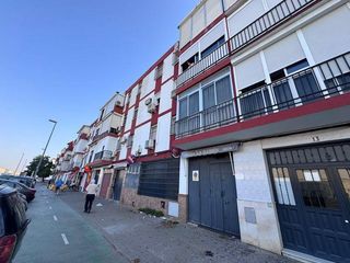 Flat in Calle manuel barrios masero 7. Piso en torreblanca