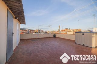 Pis a Can Tintorer-Can Tries. Piso en venta en gavà