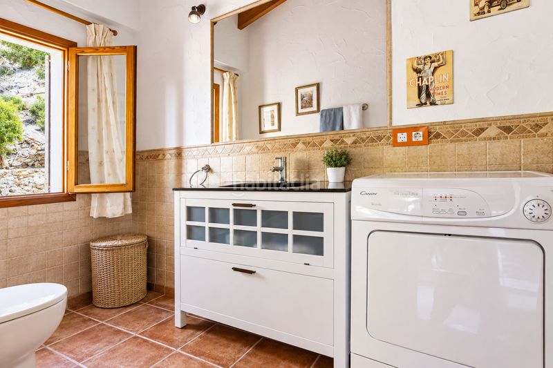Foto d3d0647d-0bbe-4605-af9d-48c32c2b6eb3. Mas avec cheminée dans Andratx Andratx