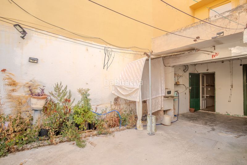 Foto 6dde4d0f-1400-4596-b1be-a83e0107187b. Casa adossada a S´Arenal Palma de Mallorca