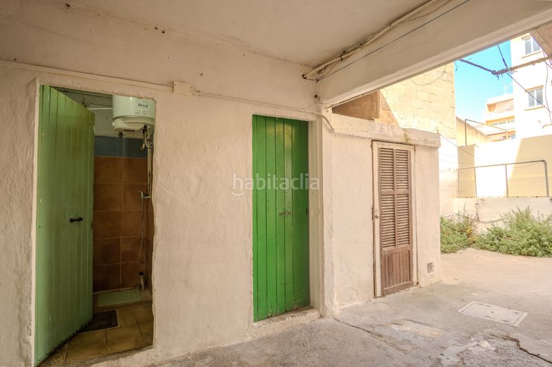 Foto d25dc4aa-a56e-4fea-8d1d-60827bbabeea. Casa adossada a S´Arenal Palma de Mallorca